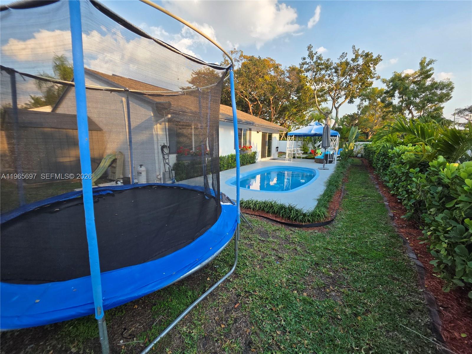 REPLAT OF PORTION - Residential