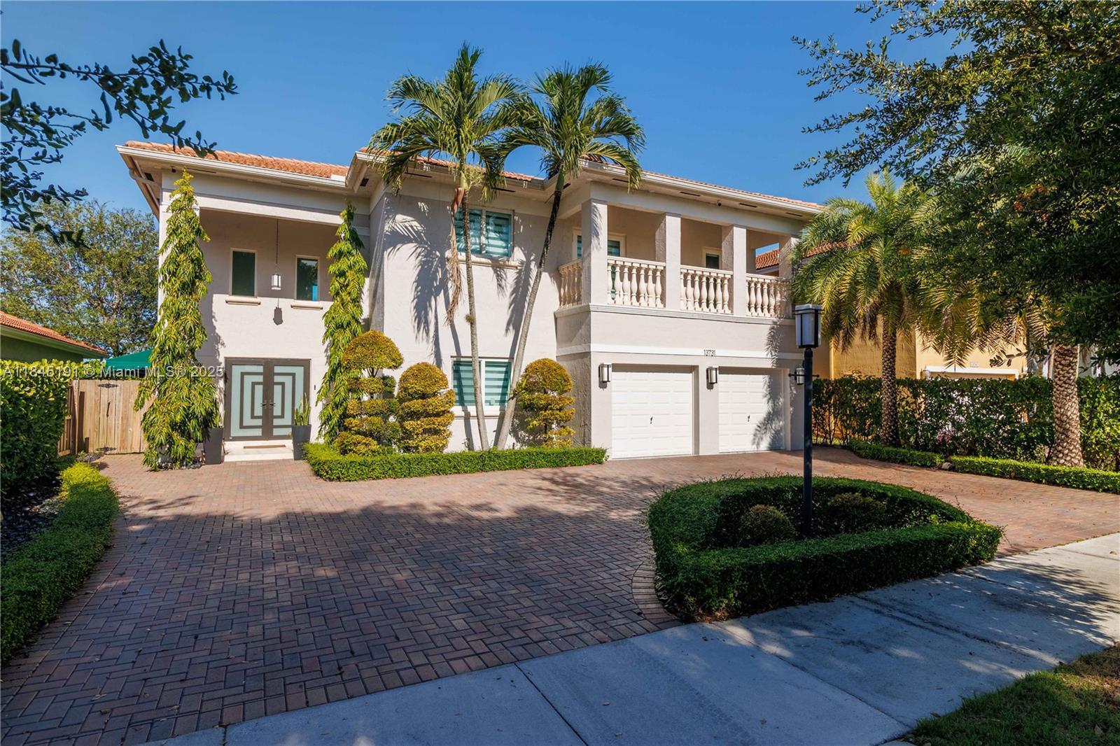 Welcome to this stunning two-story residence located in the exclusive gated community of Venezia Lakes. This beautifully upgraded home features 5 spacious bedrooms and 3 full bathrooms, with one bedroom and bathroom conveniently located on the main floor. Boasting 2,622 square feet of living space on an 8,395.8 square foot lot, the home offers elegant marble floors throughout, impact-resistant windows and doors, and a remodeled chef’s kitchen with high-end appliances, a marble island, and sleek white Italian cabinetry.
All bathrooms are elegantly finished with floor-to-ceiling marble. The outdoor space is equally impressive, featuring a heated saltwater pool with jacuzzi, a two-car garage, and breathtaking lake views where you can enjoy magical sunsets .