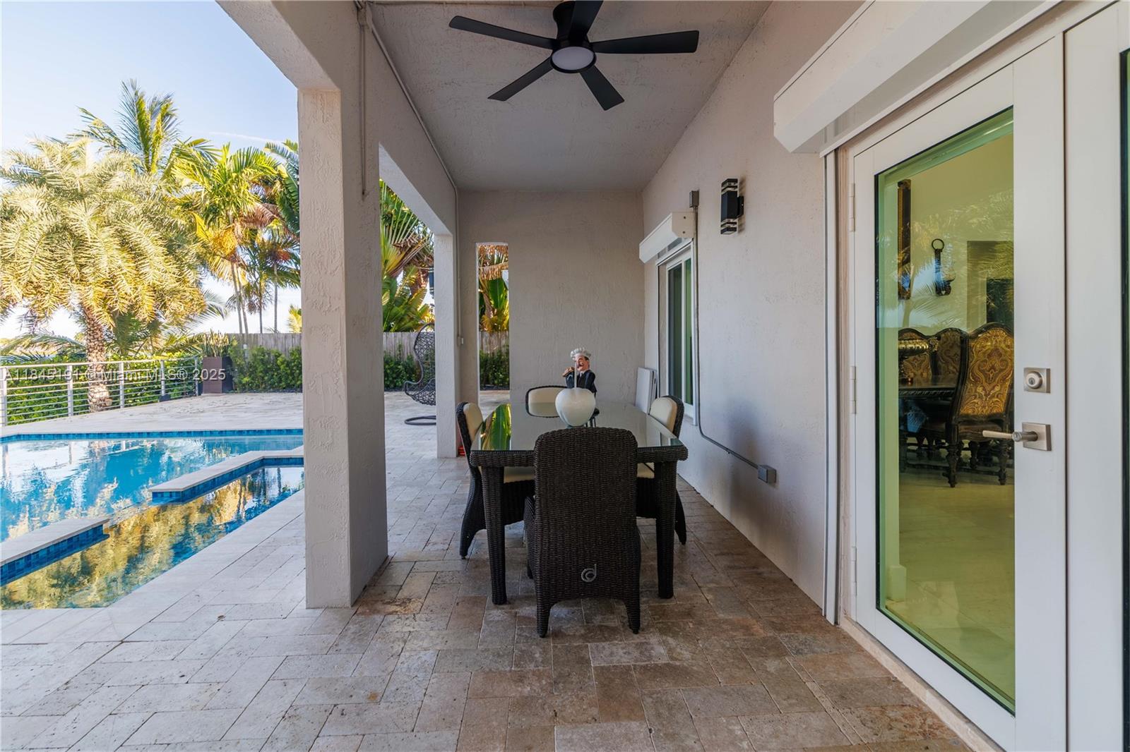 TWIN LAKE SHORES WEST - Residential