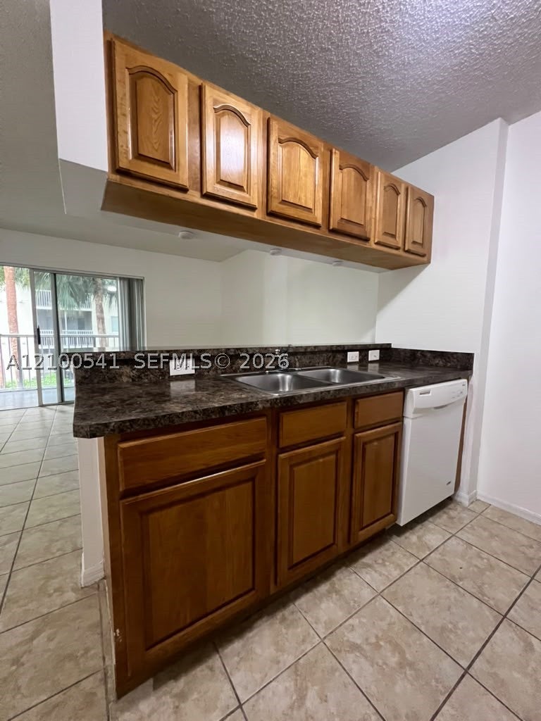 View photos, virtual tours, details... 450 S Park Rd 5-205