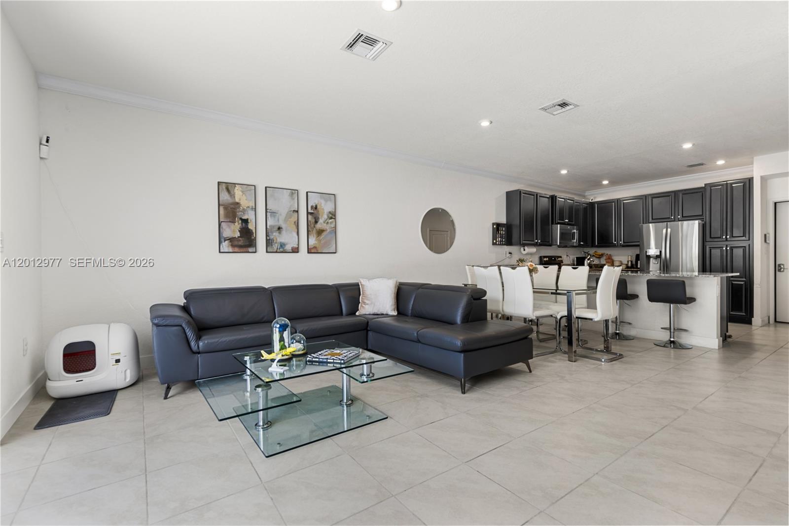 MC RESIDENTIAL - Residential