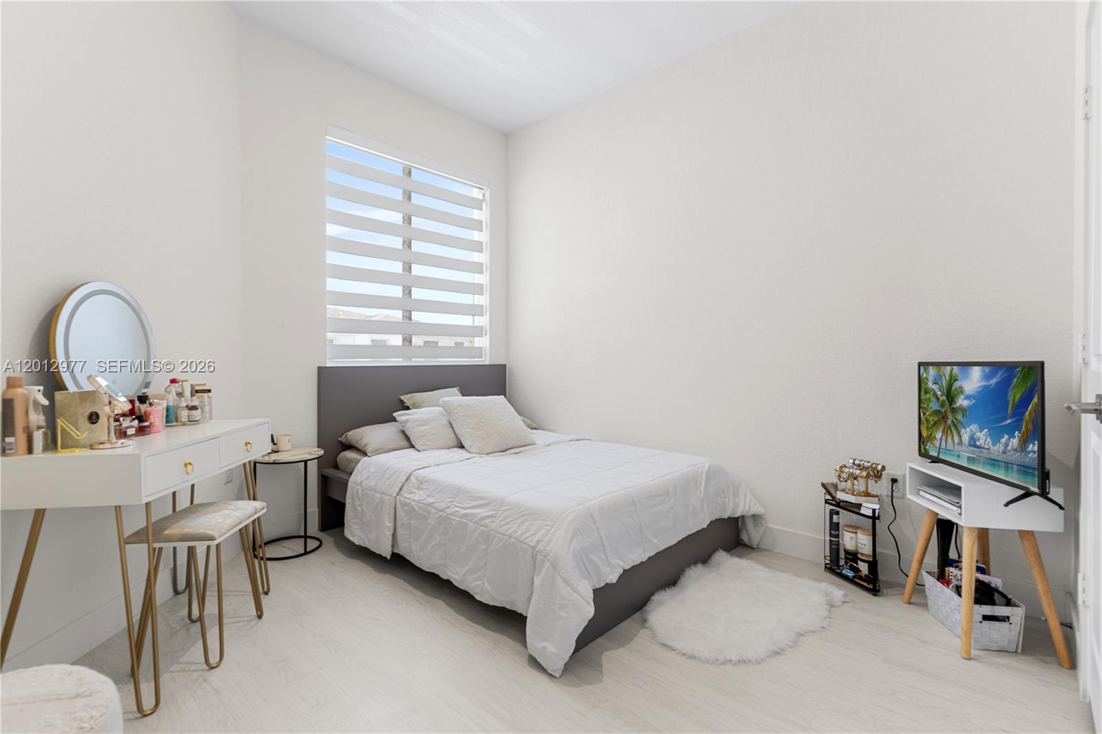 MC RESIDENTIAL - Residential