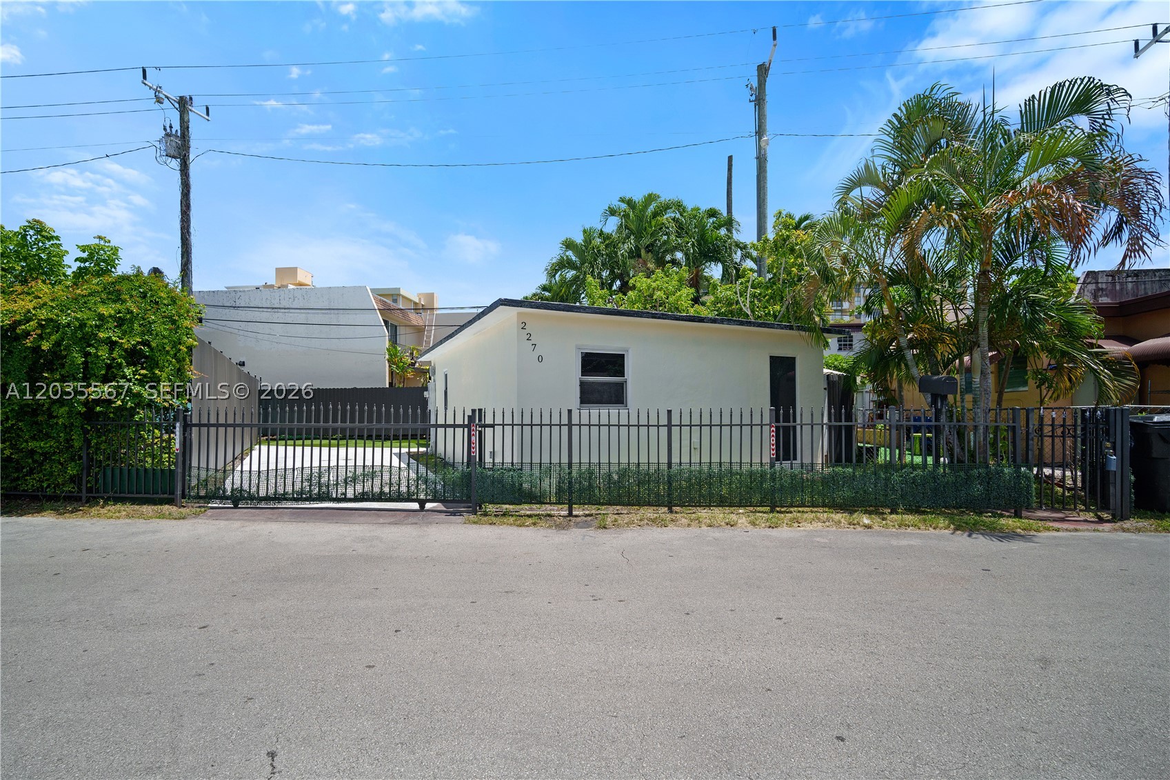 2270 NE 135th Ter 1