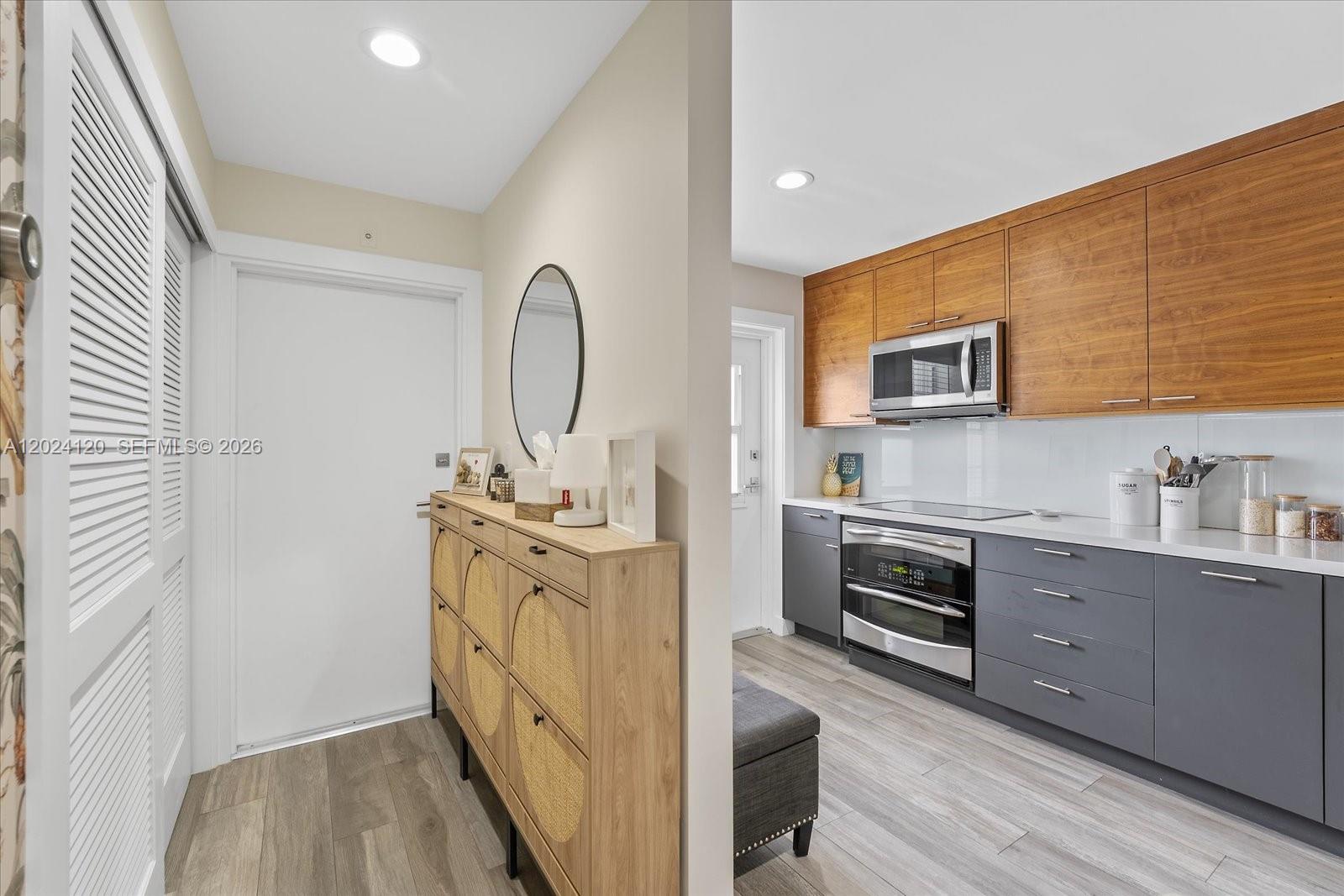 BLUE PELICAN CONDO - Residential