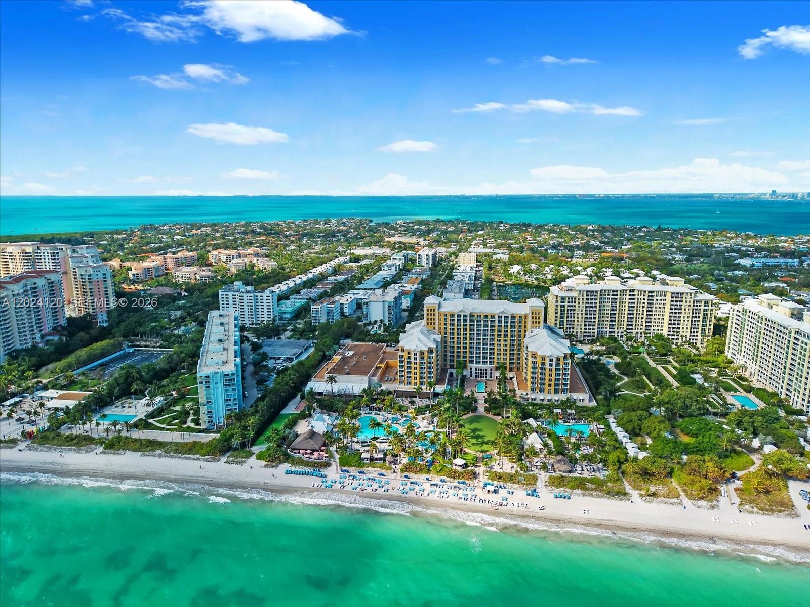 BLUE PELICAN CONDO - Residential