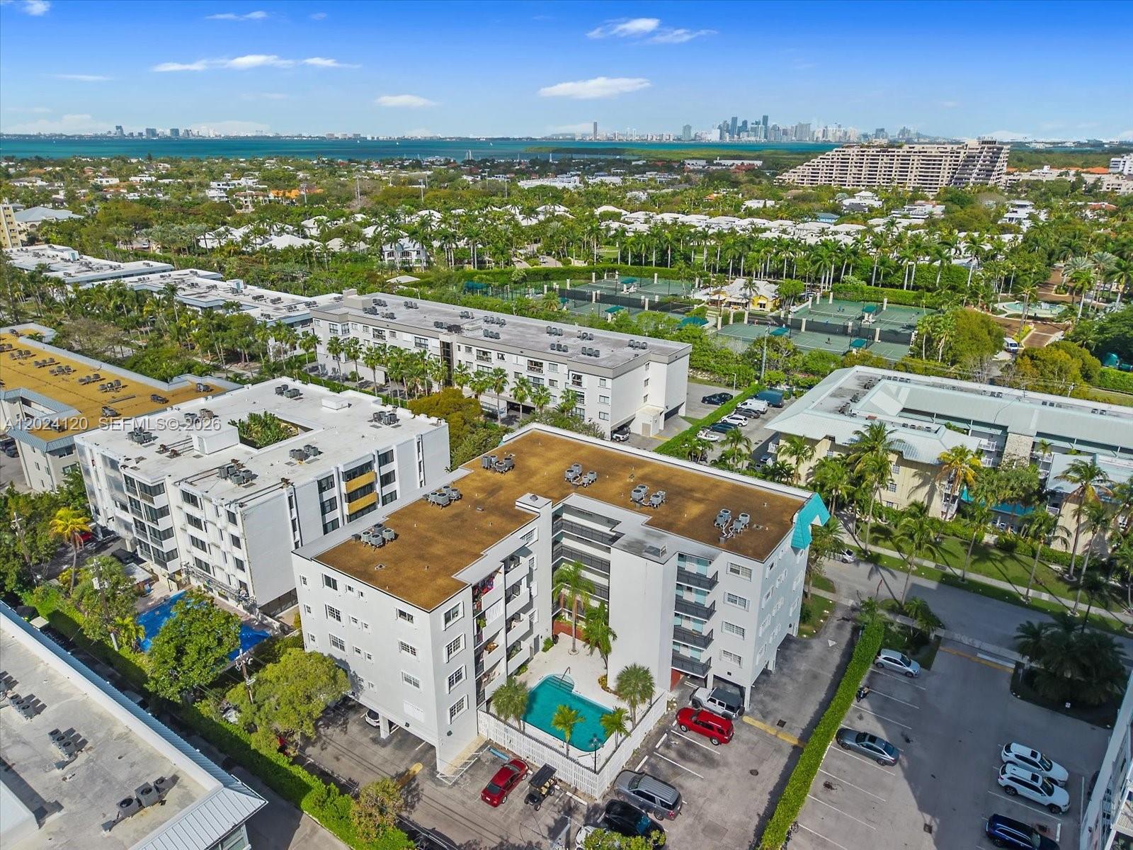 BLUE PELICAN CONDO - Residential
