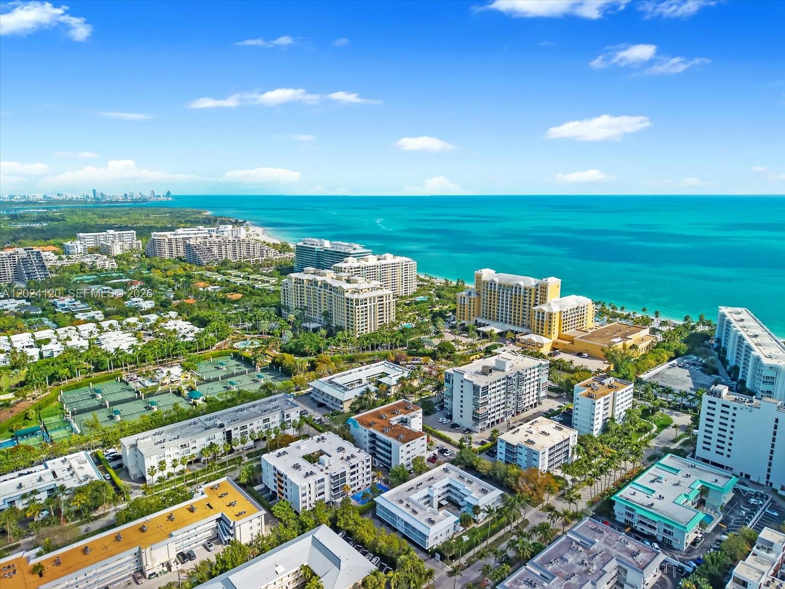 BLUE PELICAN CONDO - Residential