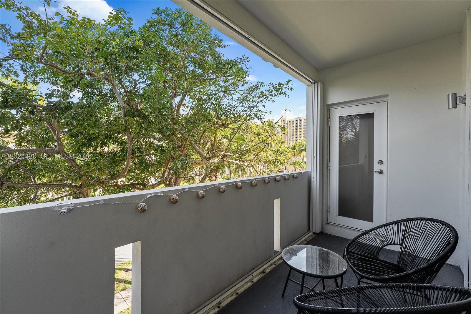 BLUE PELICAN CONDO - Residential