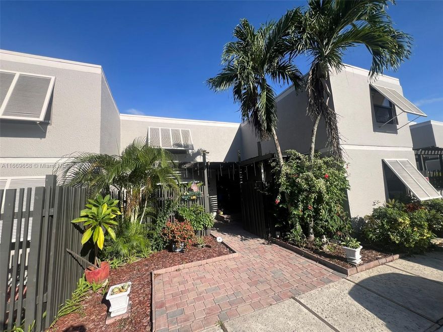 Spacious, Charming home, Great Layout in Pembroke Pines Florida, 3 bedrooms, 2.5 bathrooms, canal view, screen Patio overlooking the Canal, community Pool, clubhouse Tennis courts, racket ball courts and basketball courts.  Centrally located close to Pembroke lakes mall, Memorial hospital, Restaurants, and Golf courses, must see, Financing Available. Simple Fee Townhome FHA ok