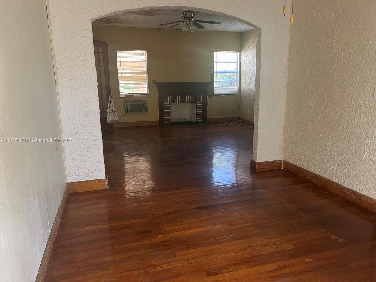 GRIFFING BISC PARK EST - Residential