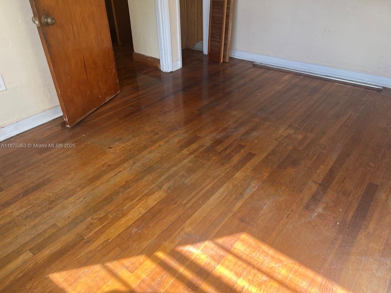 GRIFFING BISC PARK EST - Residential