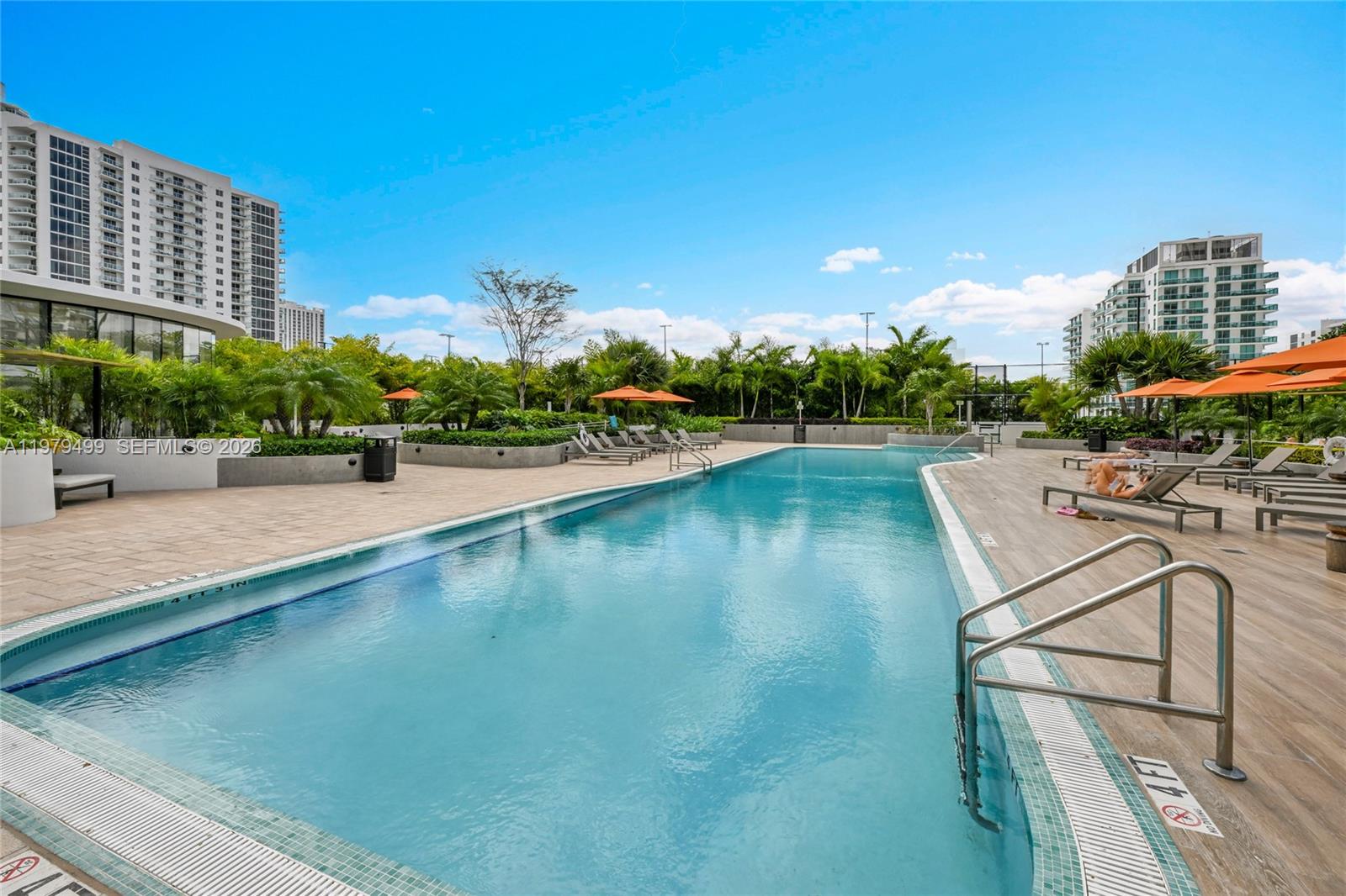 ARIA RESERVE SOUTH CONDO - Residential Lease