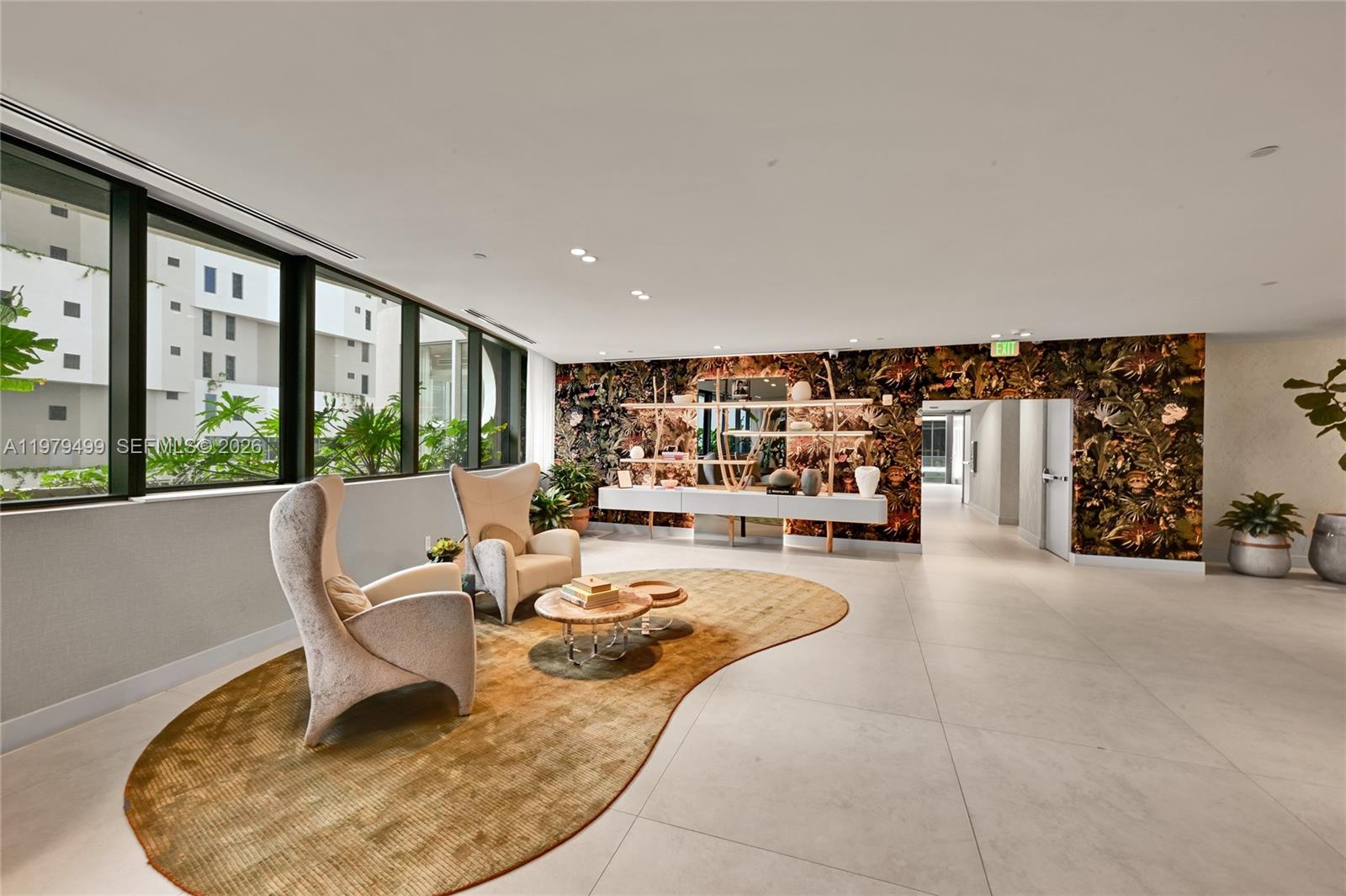 ARIA RESERVE SOUTH CONDO - Residential Lease