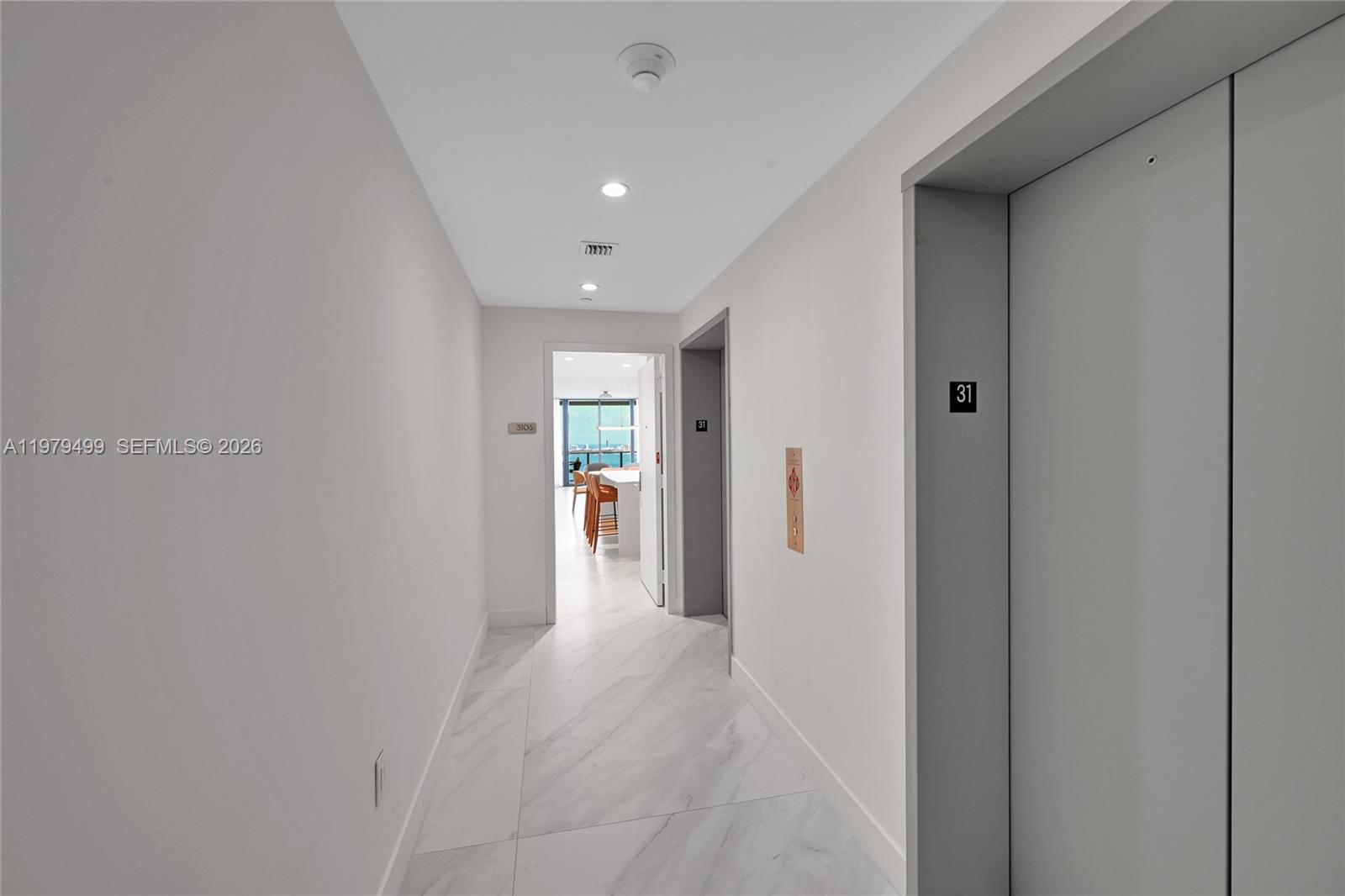 ARIA RESERVE SOUTH CONDO - Residential Lease