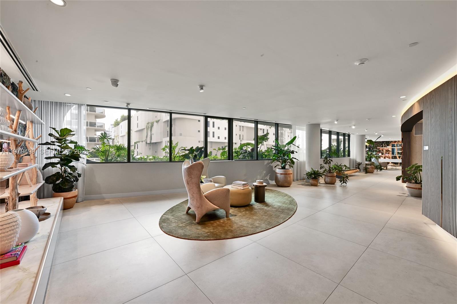 ARIA RESERVE SOUTH CONDO - Residential Lease