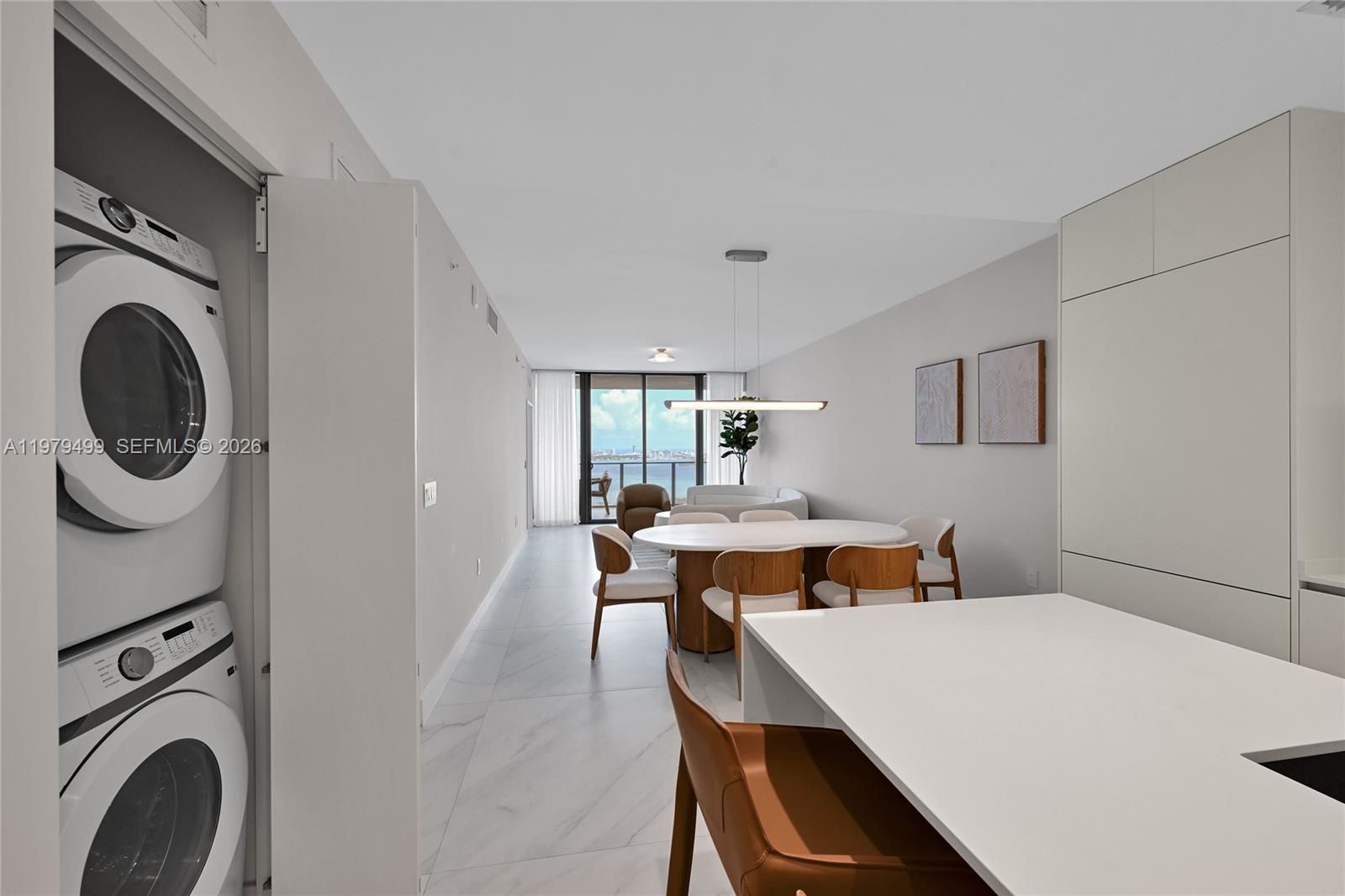 ARIA RESERVE SOUTH CONDO - Residential Lease