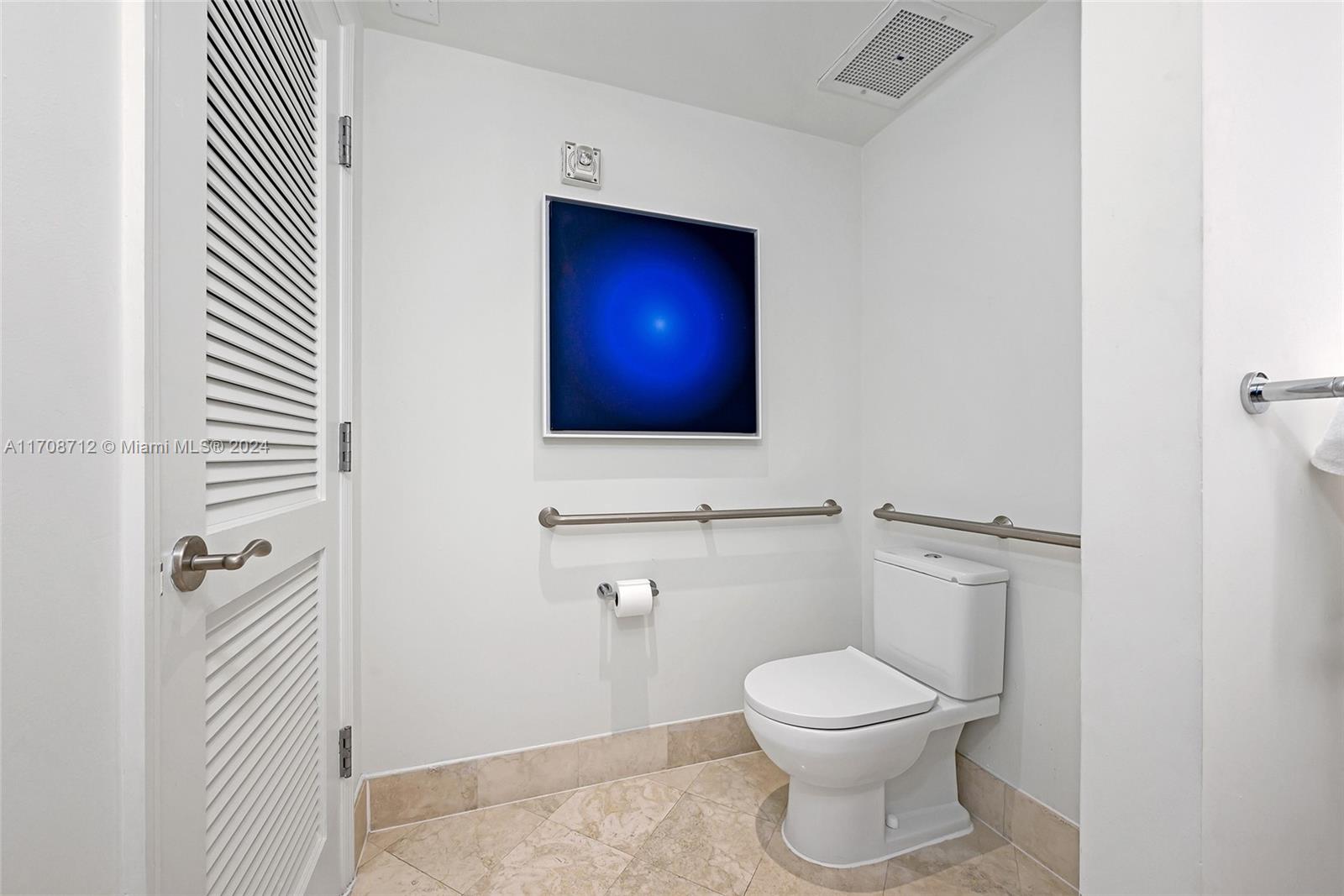 FONTAINEBLEAU II CONDO - Residential