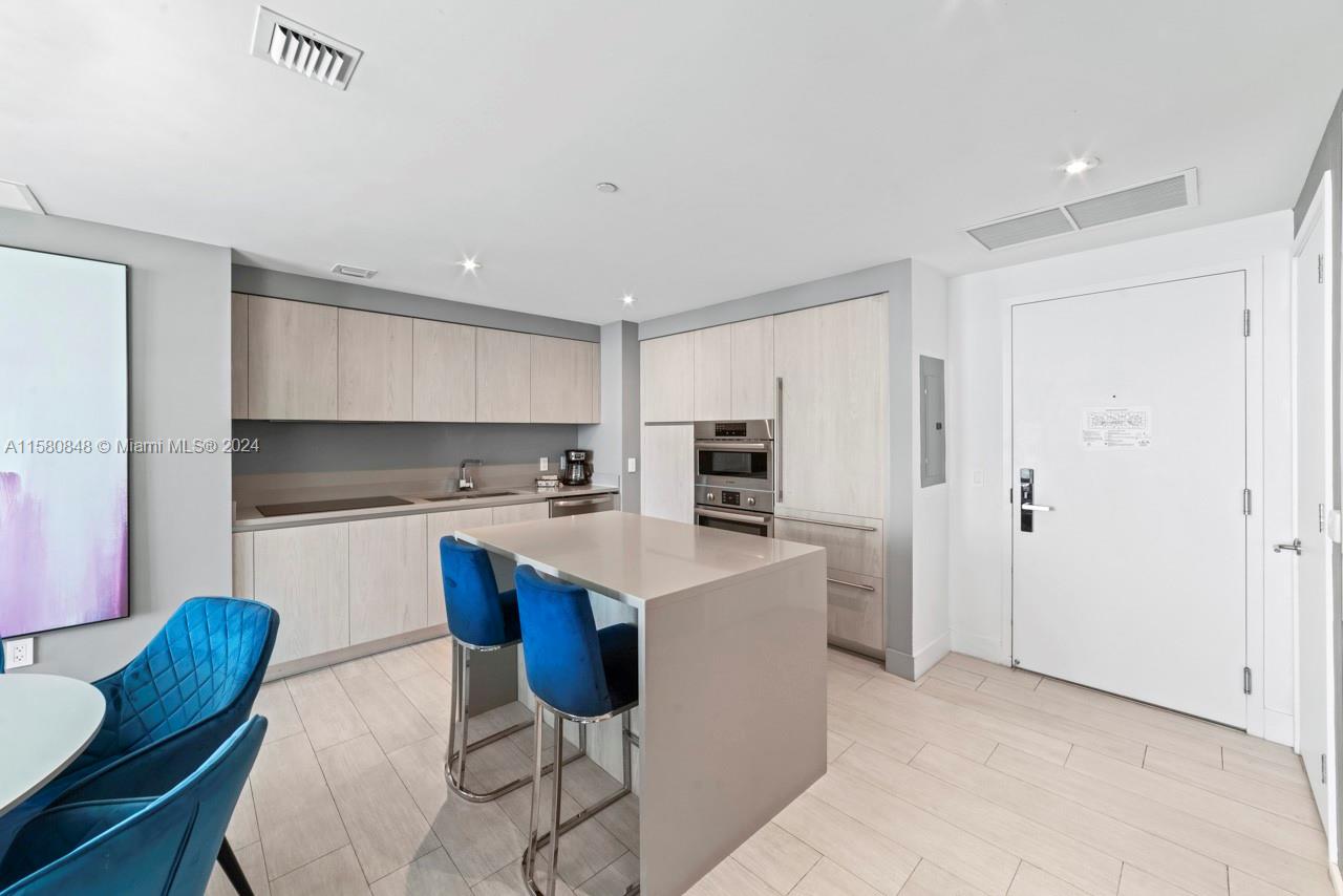 4010 S Ocean Dr R2505