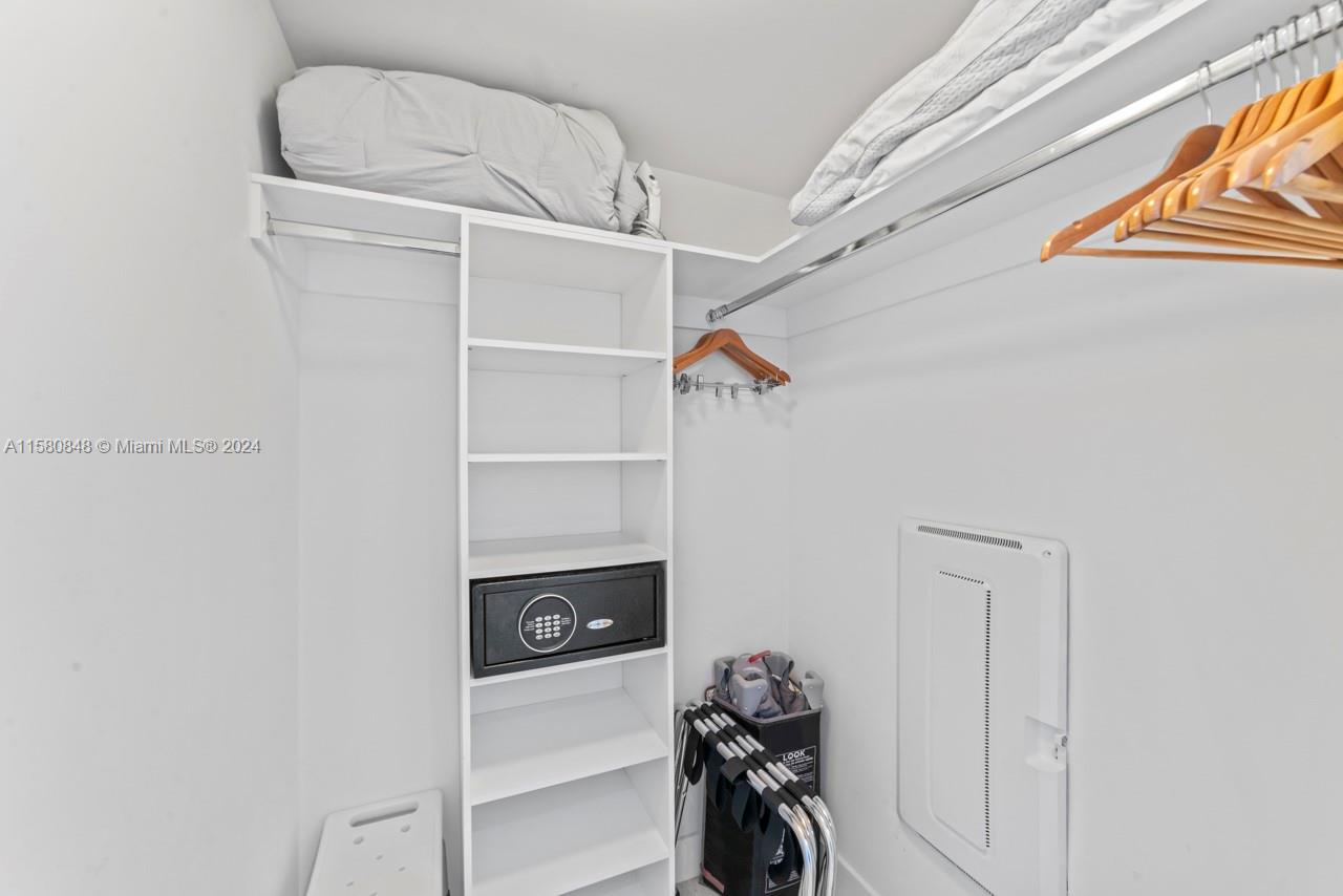 4010 SOUTH OCEAN CONDO - Residential Lease