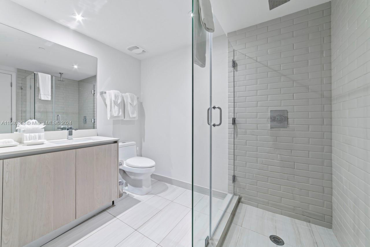 4010 SOUTH OCEAN CONDO - Residential Lease