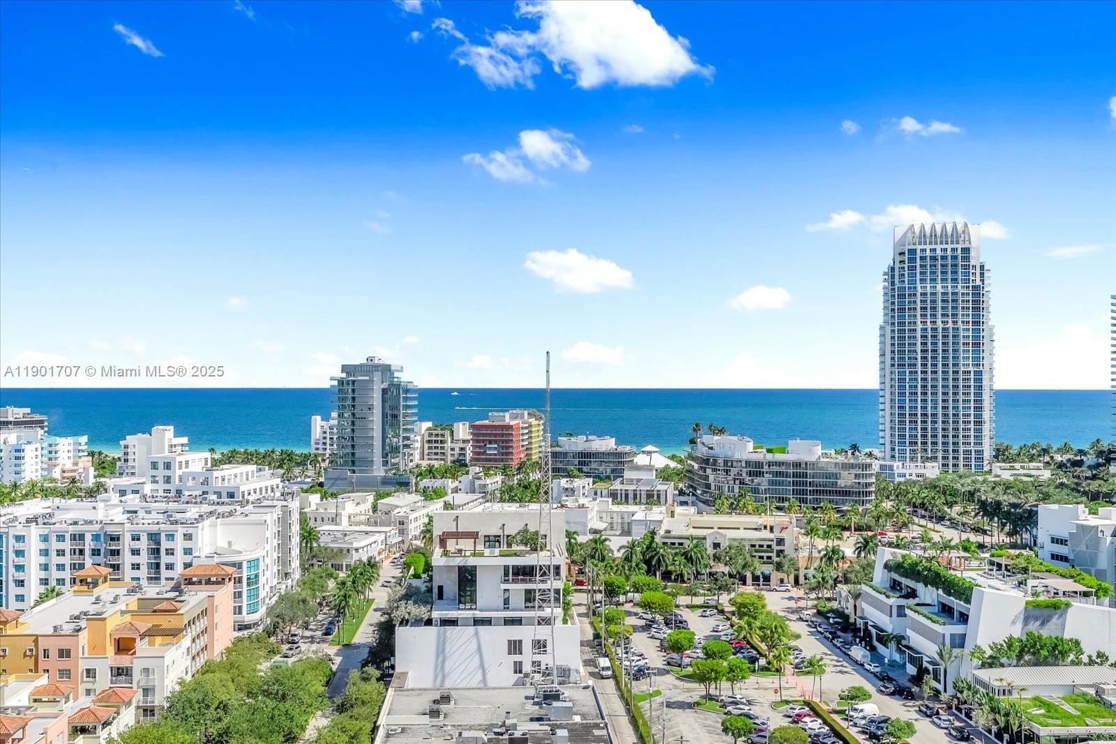 YACHT CLUB AT PORTOFINO C - Residential