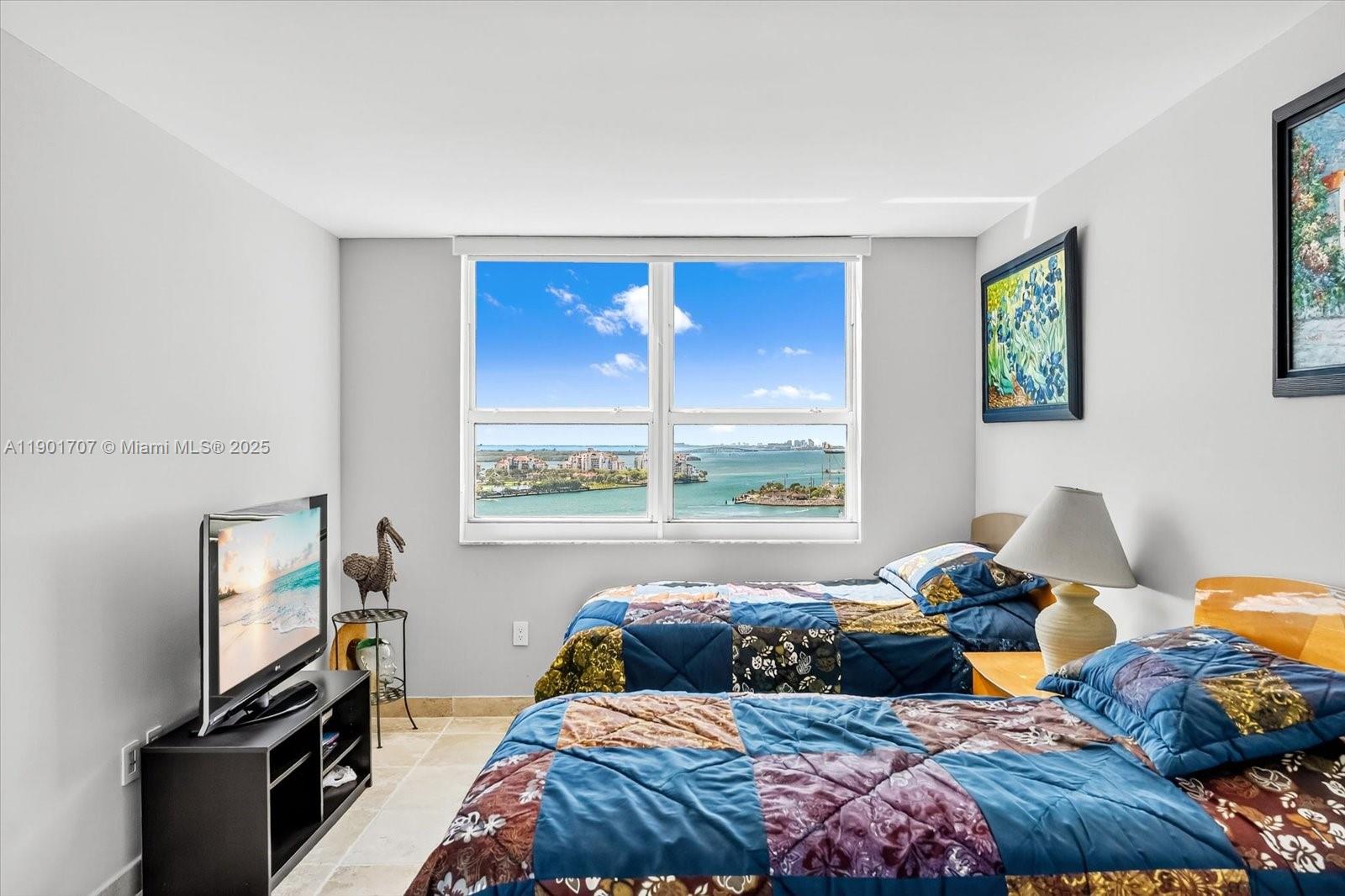 YACHT CLUB AT PORTOFINO C - Residential