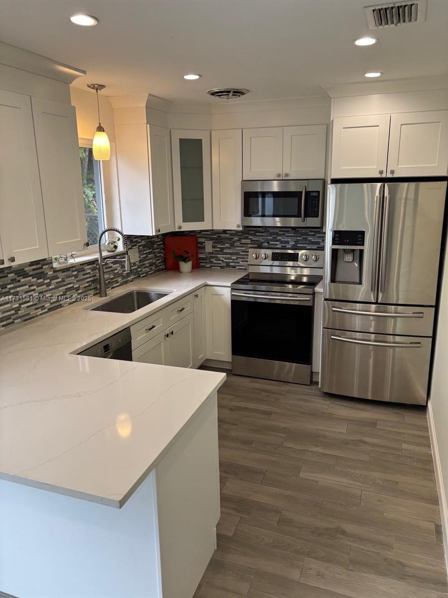 GARDNER VILLAS - Residential