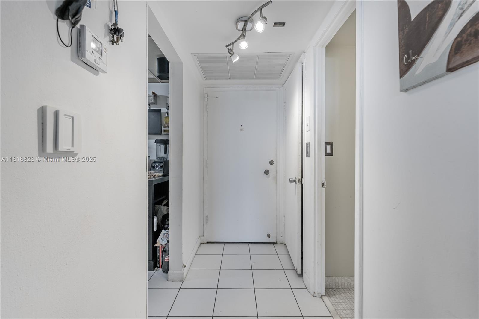 5838 Collins Ave 14G