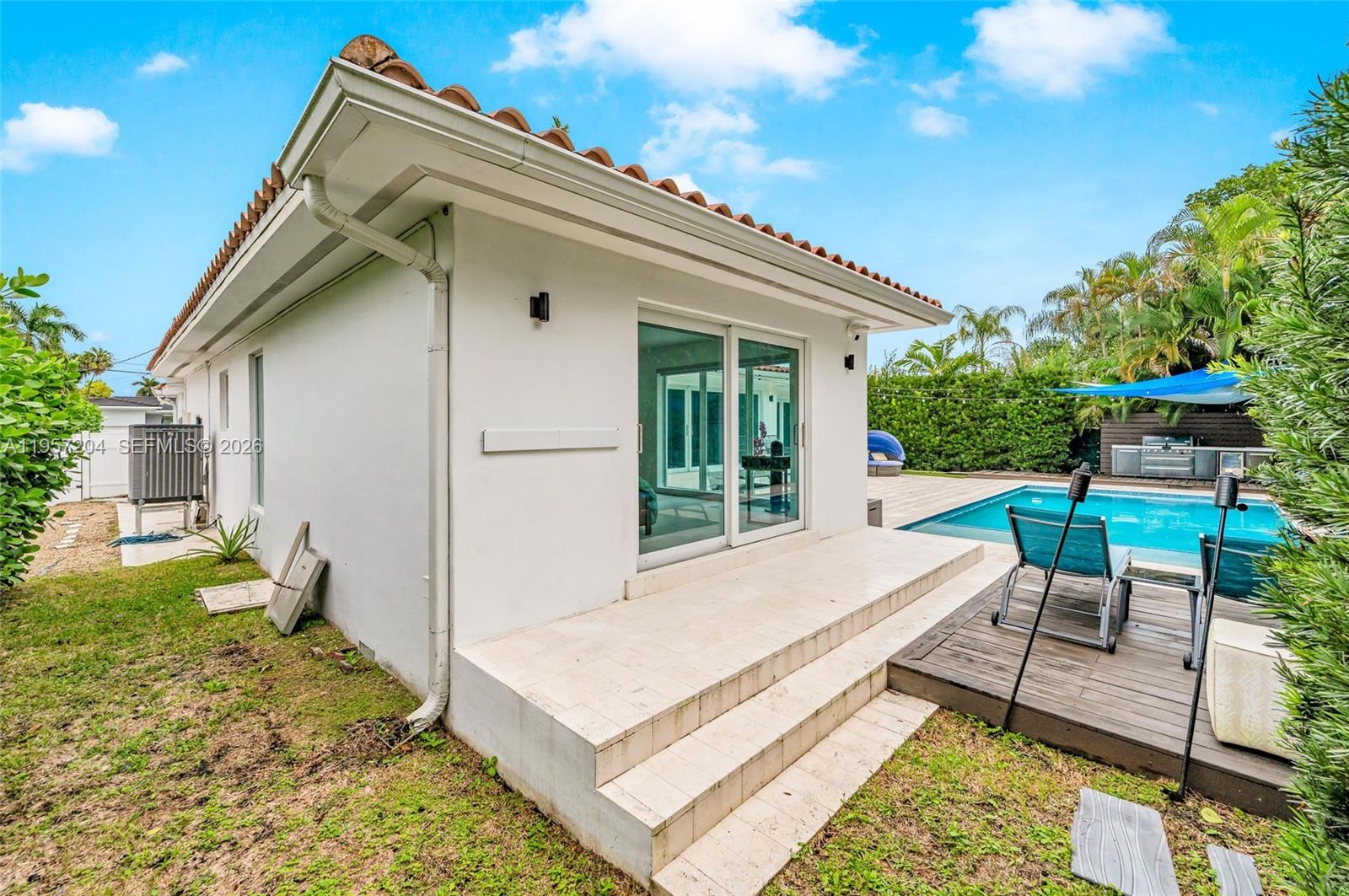 EVENINGSIDE - Residential Lease