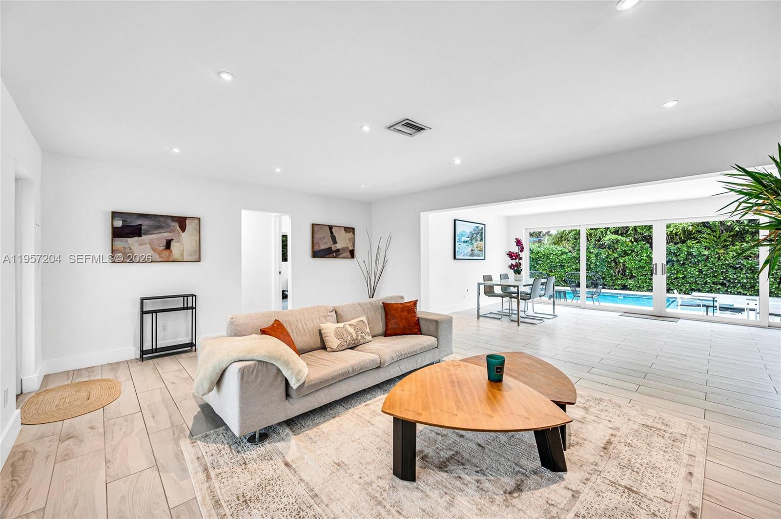 EVENINGSIDE - Residential Lease