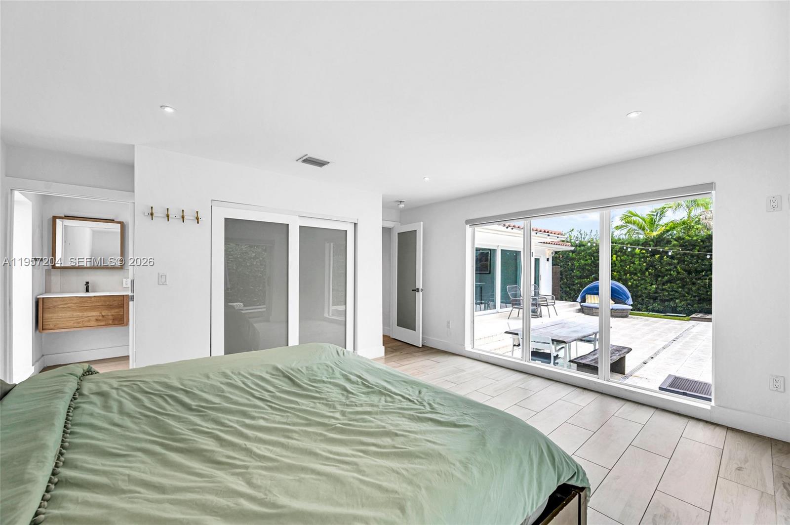 EVENINGSIDE - Residential Lease