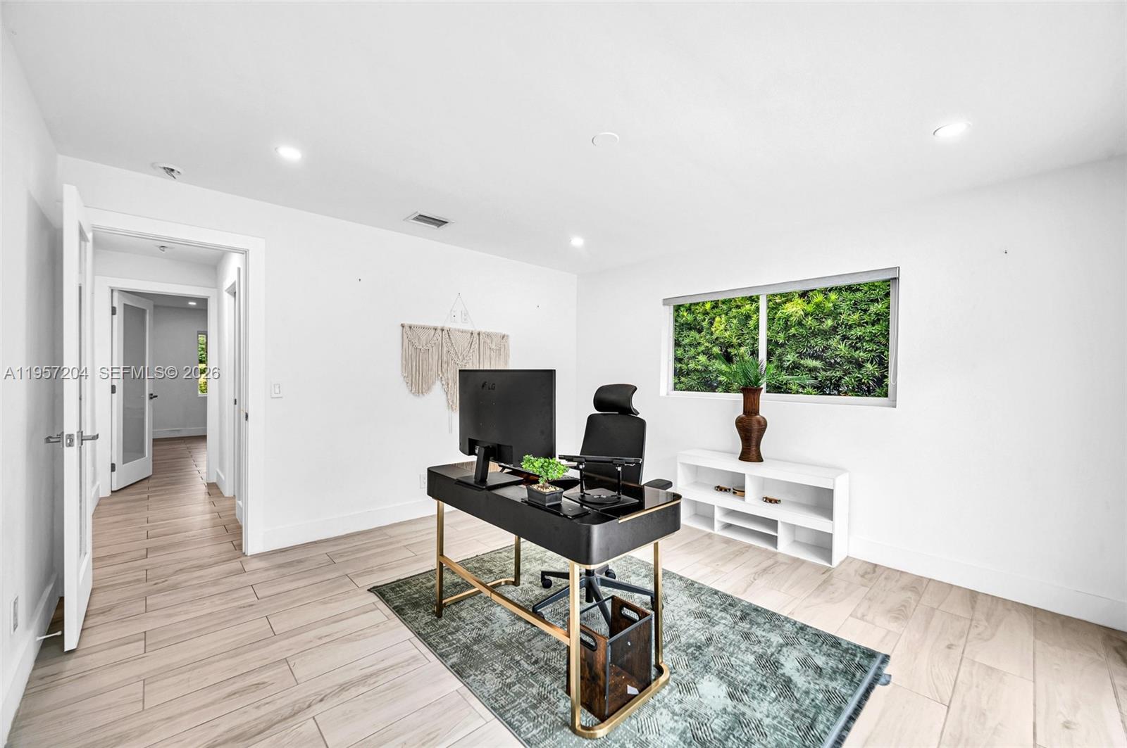 EVENINGSIDE - Residential Lease