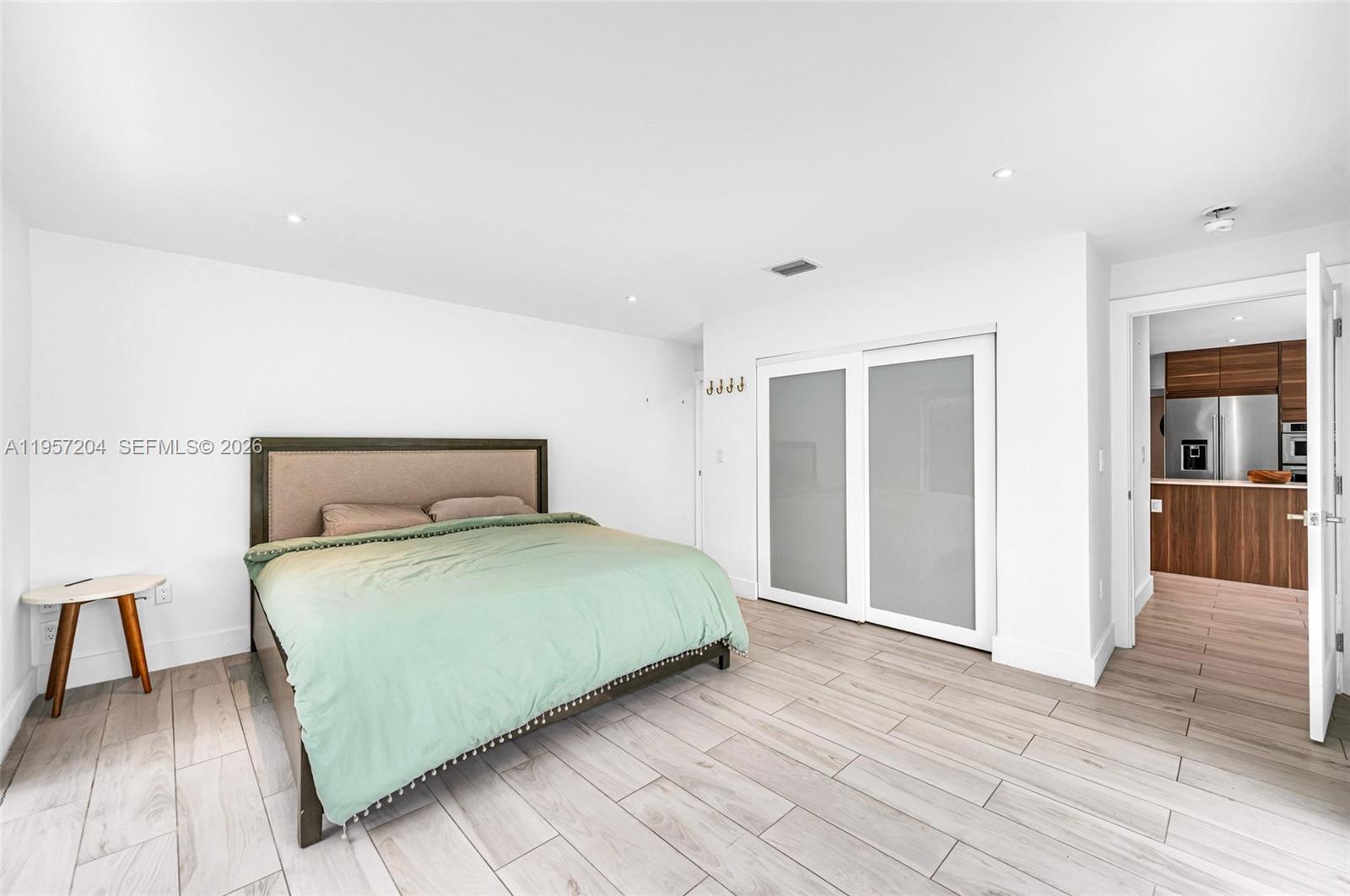 EVENINGSIDE - Residential Lease