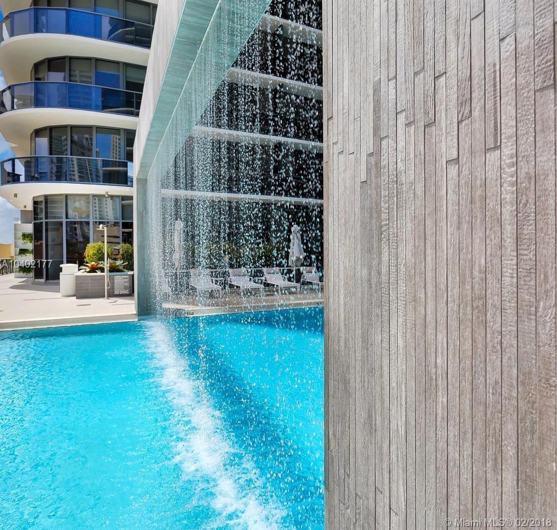 BRICKELL HEIGHTS EAST CON - Residential Lease