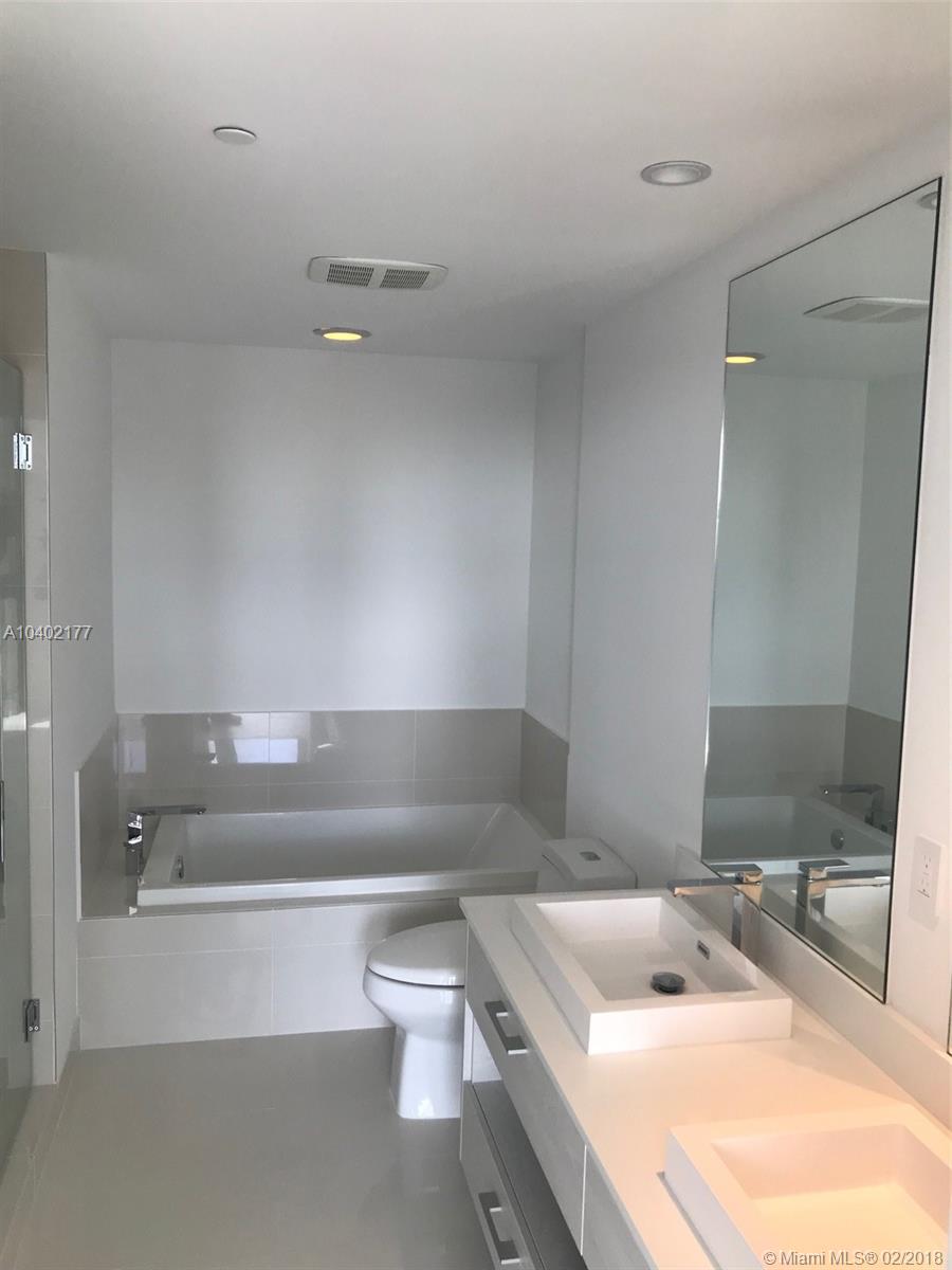 BRICKELL HEIGHTS EAST CON - Residential Lease