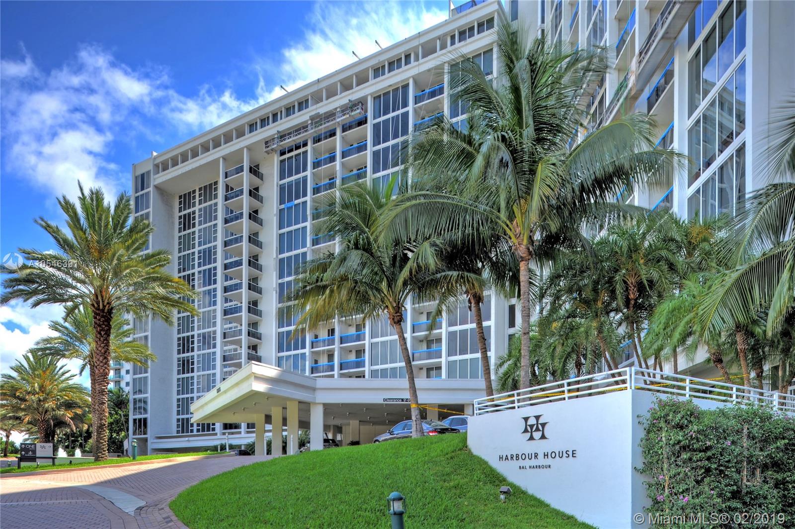 Photo 1 of 10275 Collins Ave 527, Bal Harbour, Florida, $2,600, Web #: 10546391
