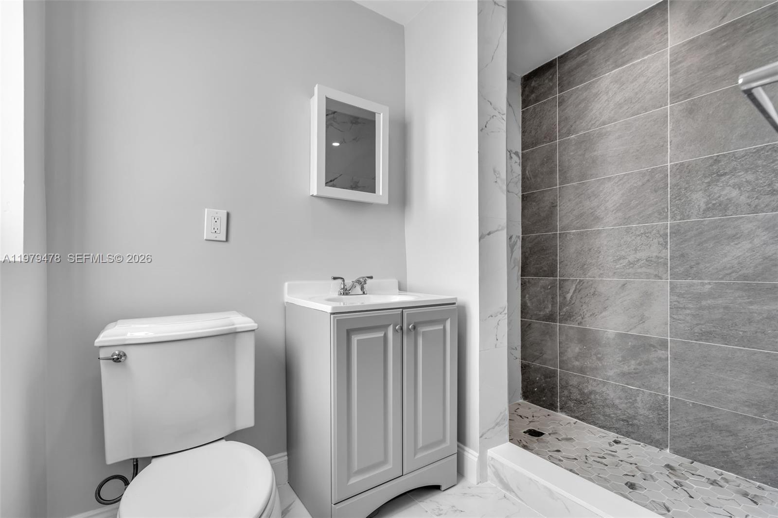 AMENDED PLAT OF ARDMORE H - Residential Lease