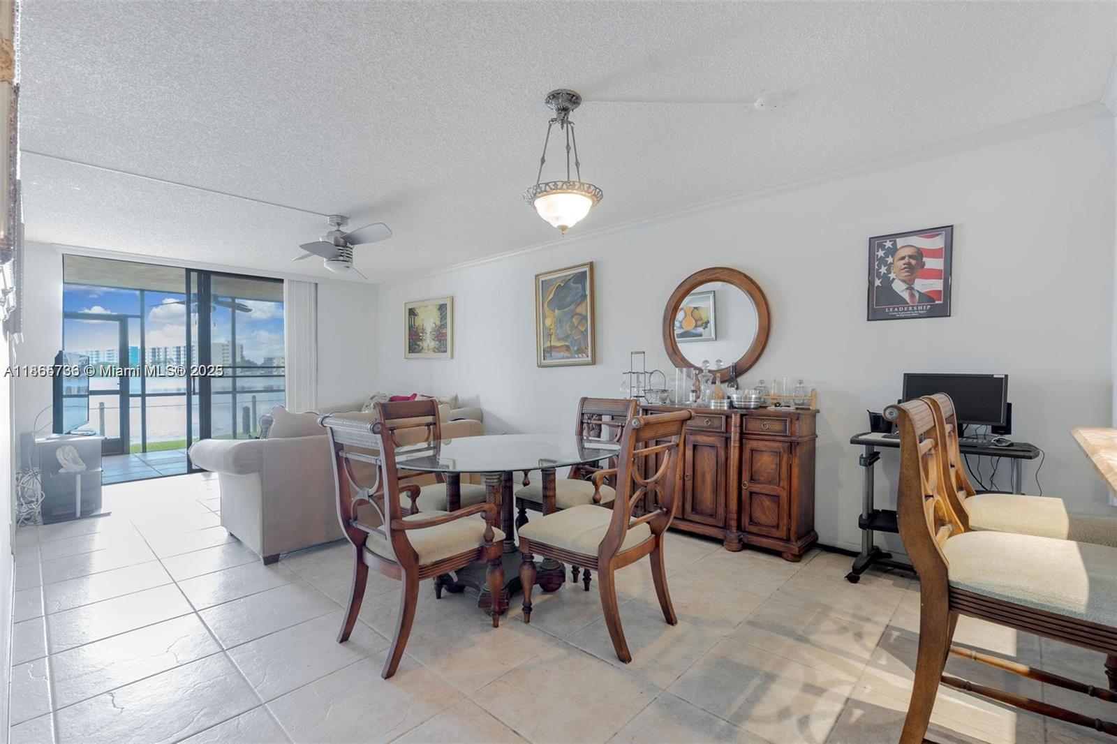 109 Lake Emerald Dr 103