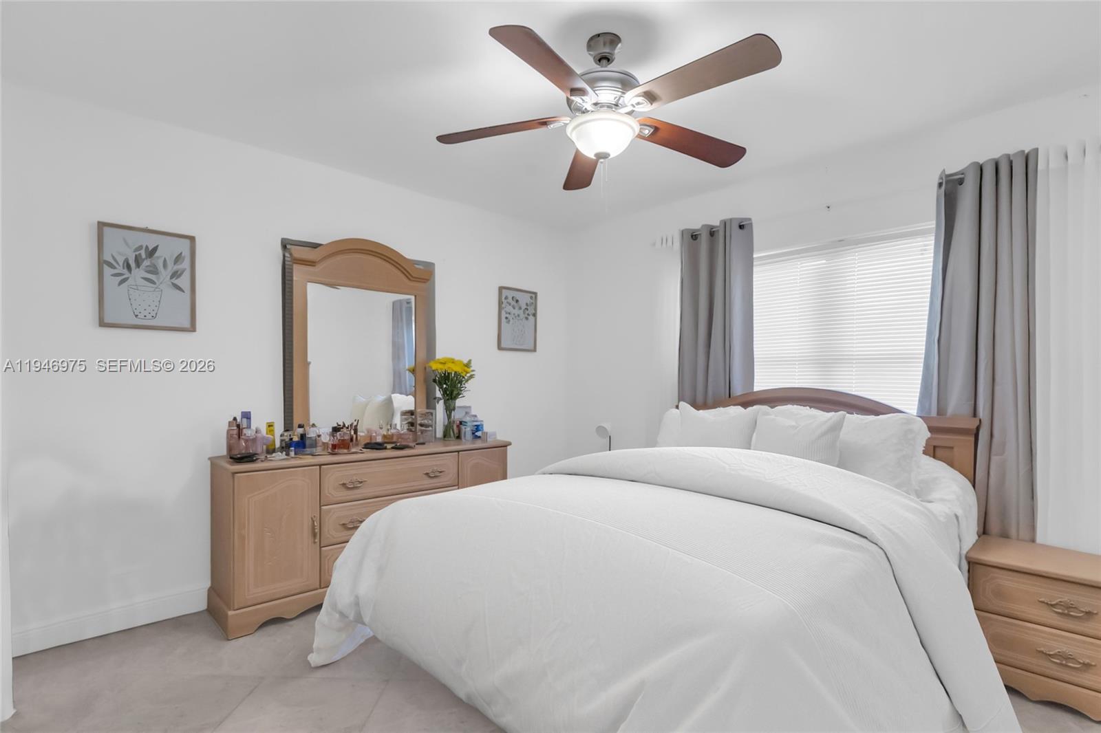 SUN TAN VILLAGE SEC 2 - Residential