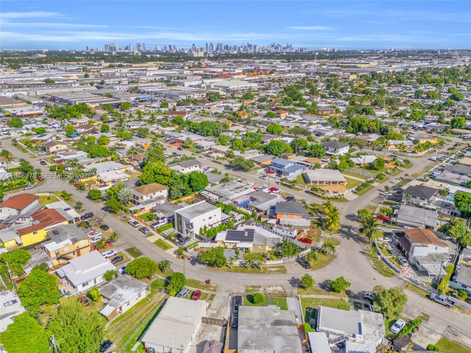 SUN TAN VILLAGE SEC 2 - Residential