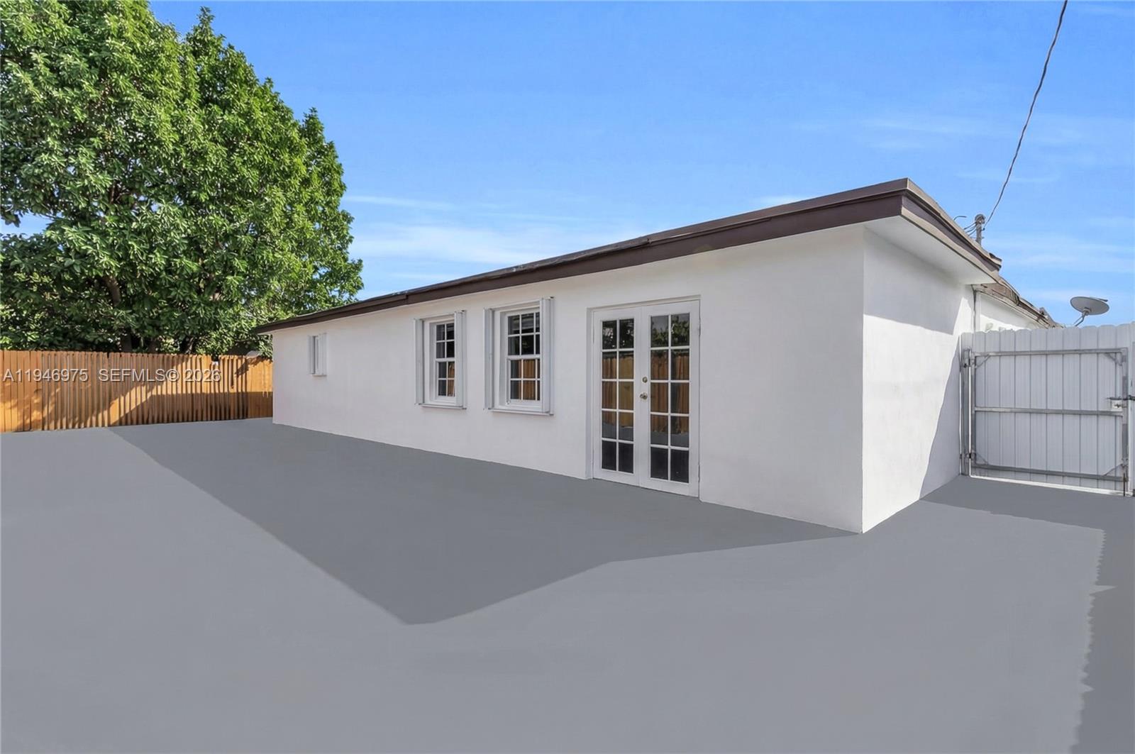 SUN TAN VILLAGE SEC 2 - Residential