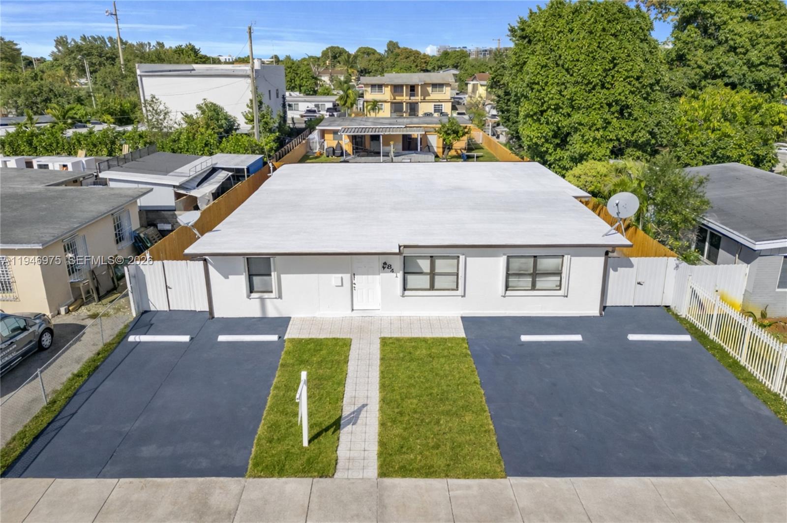 SUN TAN VILLAGE SEC 2 - Residential