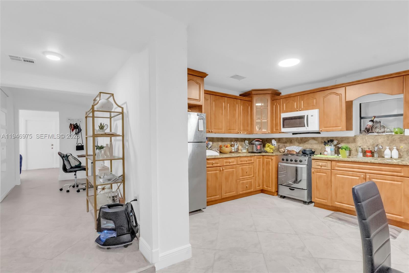 SUN TAN VILLAGE SEC 2 - Residential