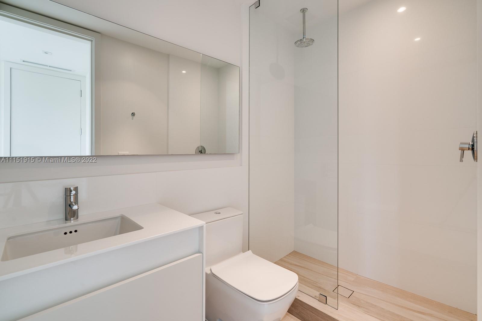 TROPICAL ISLE HOMES SUB - Residential