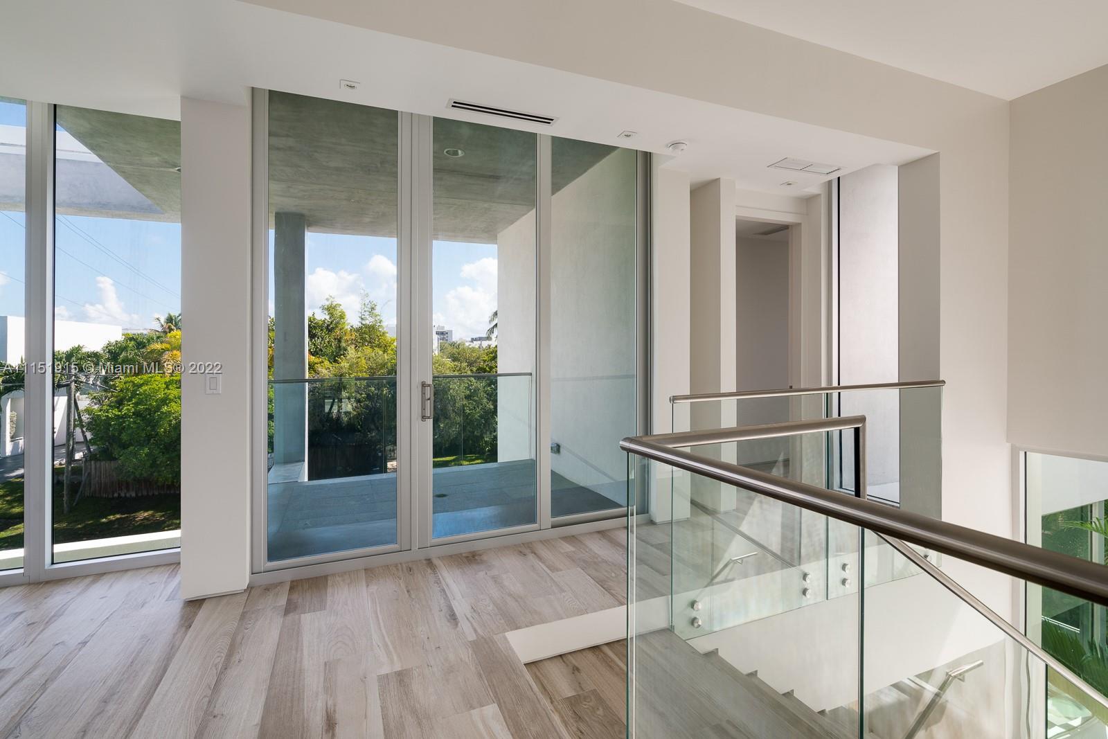 TROPICAL ISLE HOMES SUB - Residential