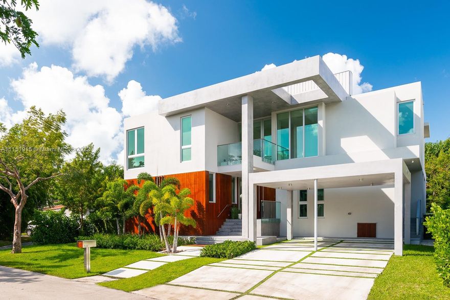 Exquisite Contemporary Construction in highly desirable Key Biscayne. Best floorplan ever! This elevated, two-story meticulously designed home, consists of 6 bedrooms and 7 ½ baths. Exhibiting only the best quality in construction, luxurious finishes and landscaping, this home is perfect for indoor/outdoor entertaining and enjoying the Key Biscayne lifestyle. Open living space with sliding glass doors to enjoy natural light and ventilation. Open kitchen with waterfall Matarazzo granite countertops, european cabinetry and high end appliances. This modern, spacious and light-filled home is ready for immediate occupancy.