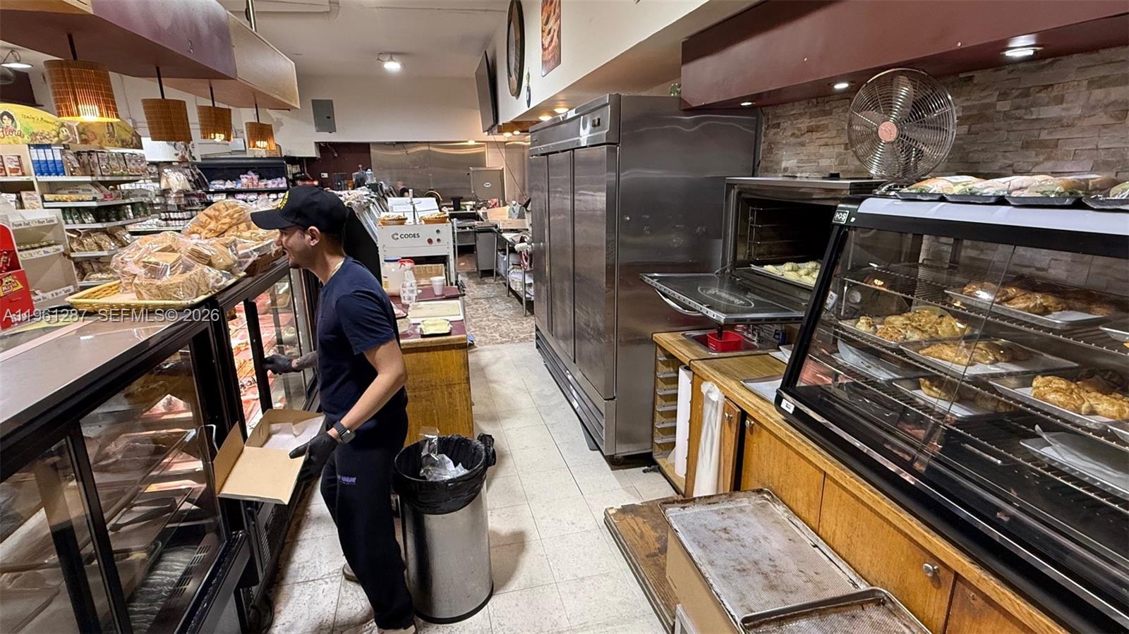 LAWRENCE ESTATE LAND COS - Land