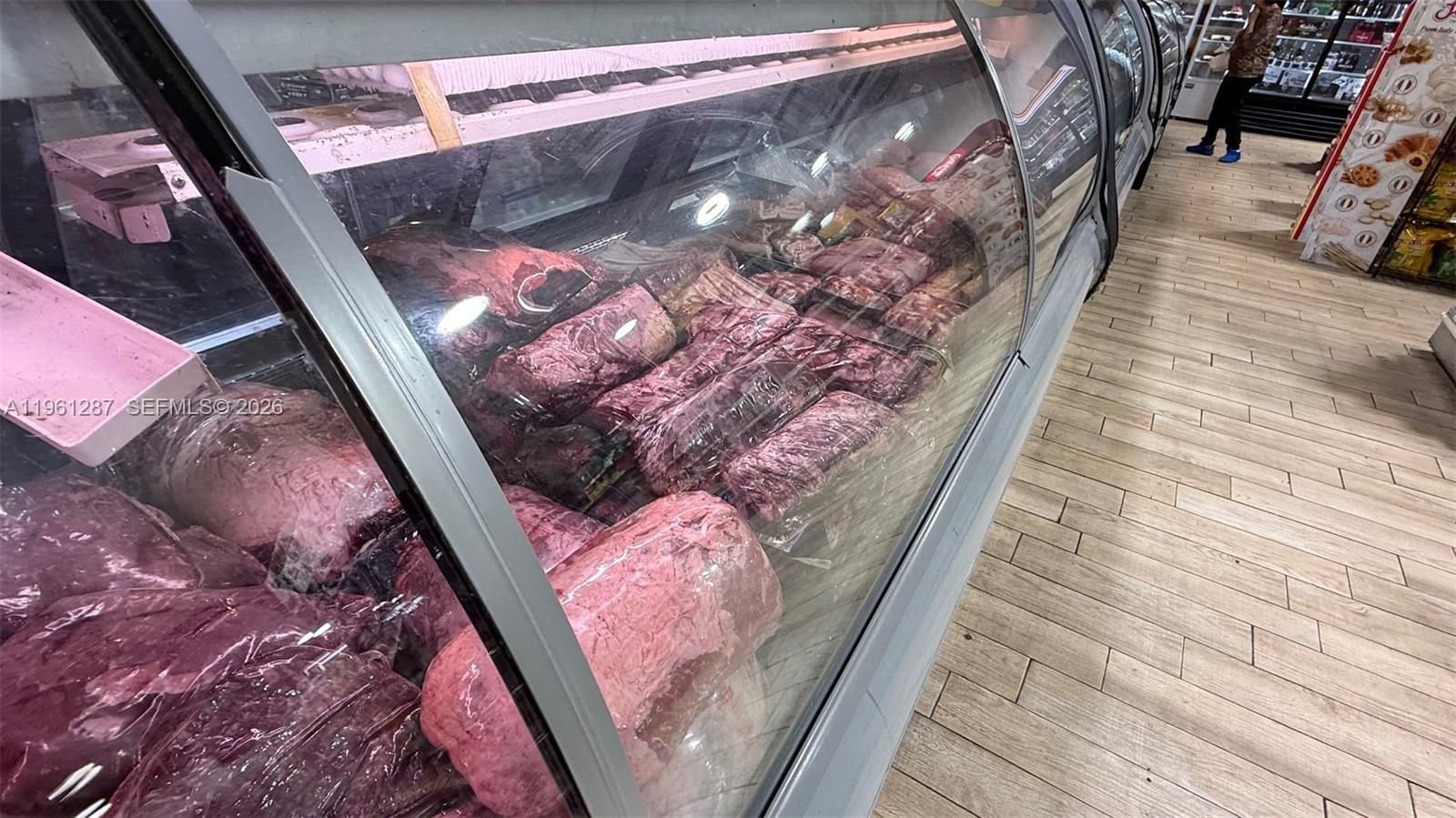 LAWRENCE ESTATE LAND COS - Land