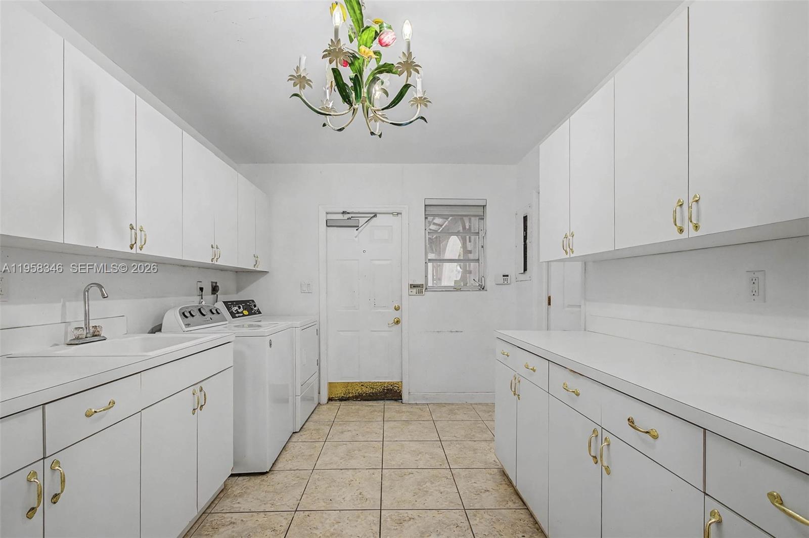 CUTLER PINES ESTATES - Residential