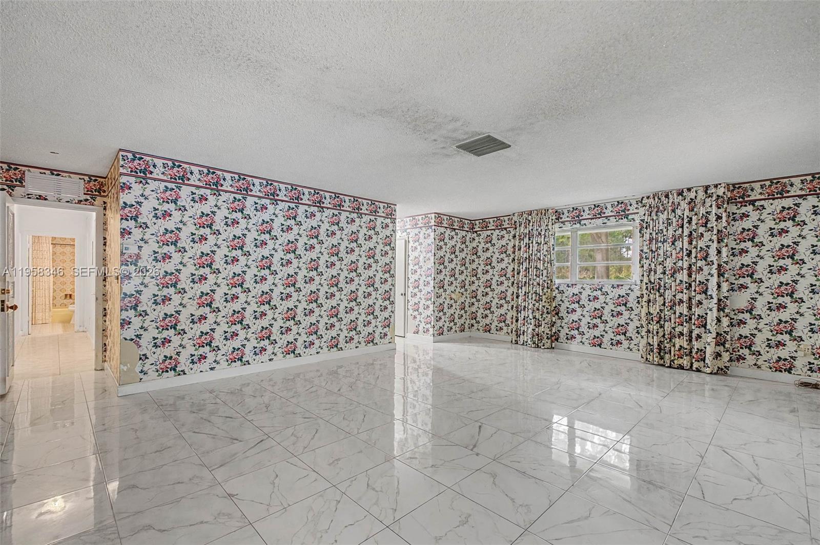 CUTLER PINES ESTATES - Residential